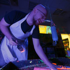 pigcasso-Stoły-elektryczne-FLUO-2